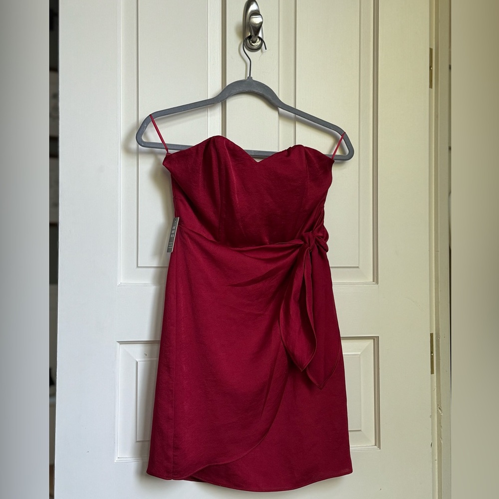Express Women’s Mini Red Strapless Dress